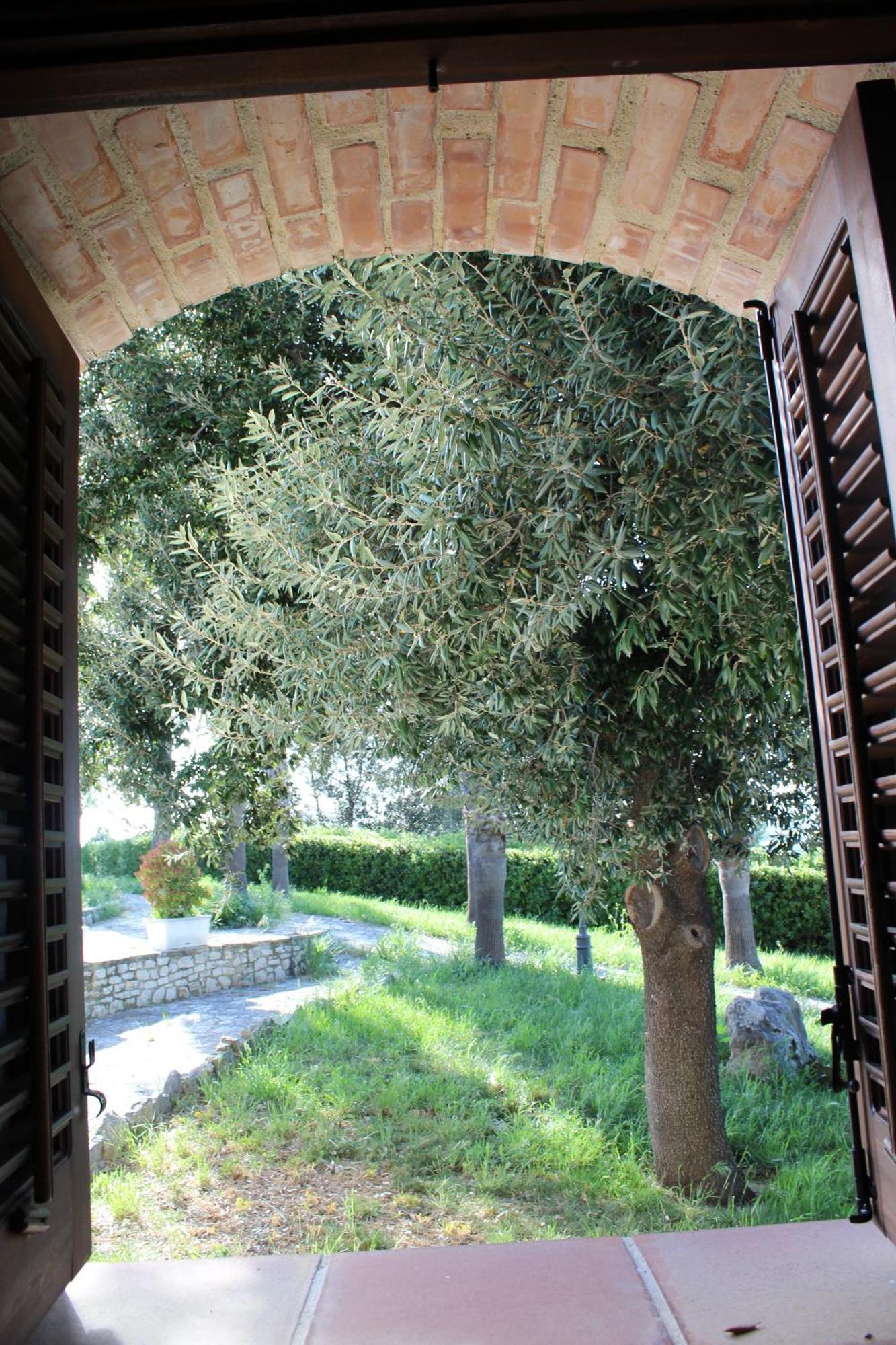 Ponte Calatrasi Agriturismo Roccamena Exterior foto